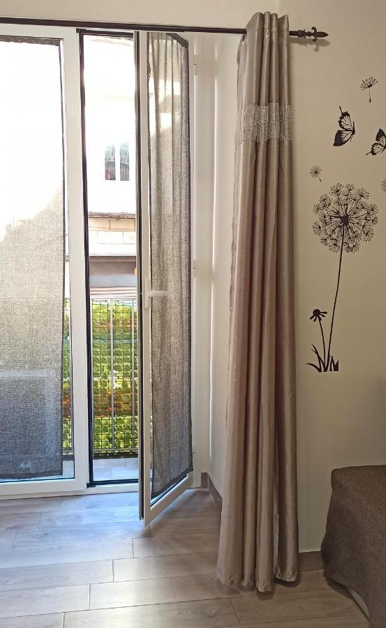 Napoli Pop Chiaia Appartement Buitenkant foto